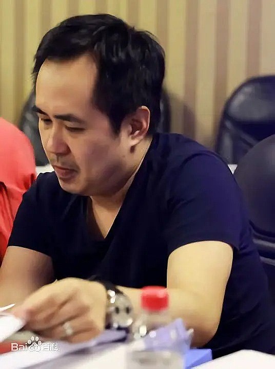 李伟基 Weiji Li照片