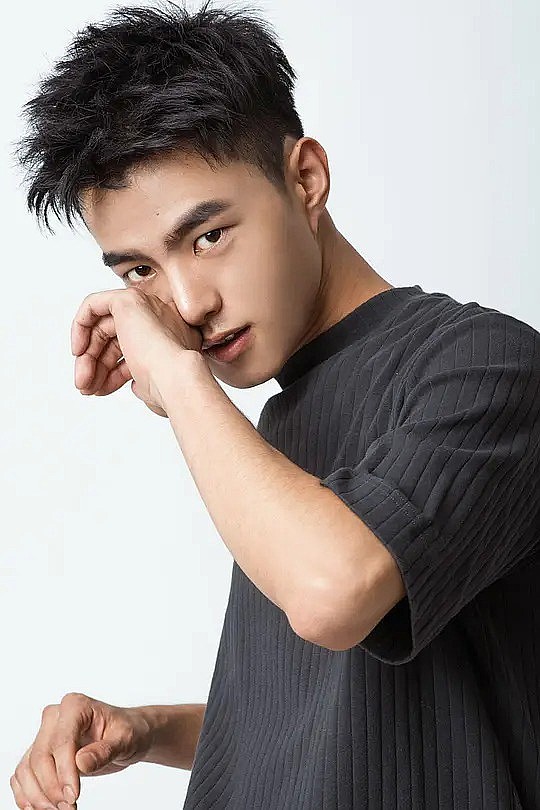 鲁昊 Hao Lu照片