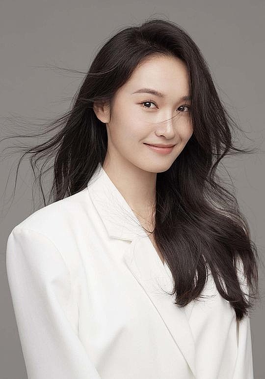 王露浠 Luxi Wang照片