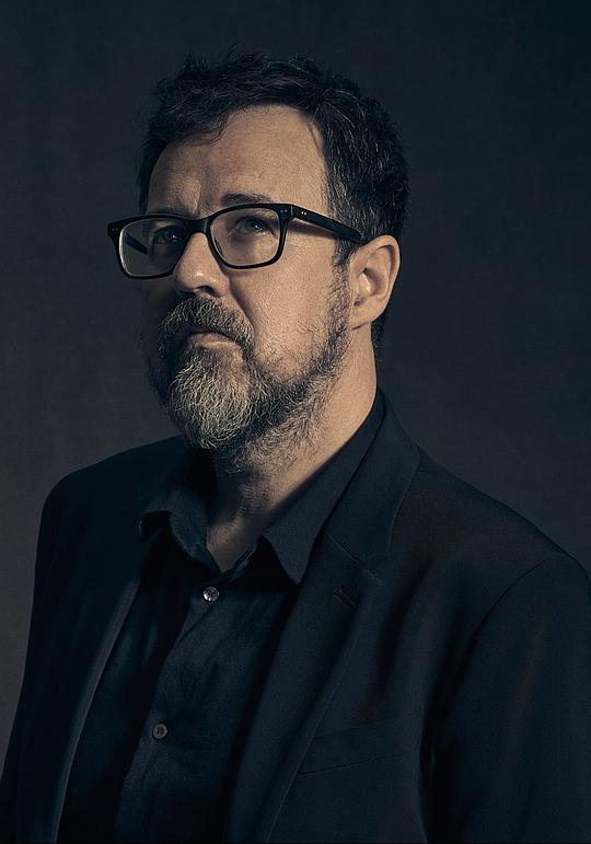 帕科·普拉萨 Paco Plaza照片