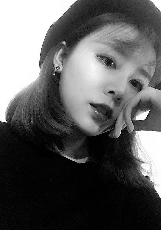 李亚欣 Yaxin Li照片
