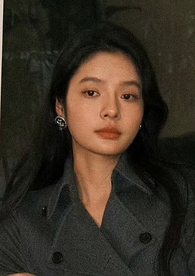 周杨洋 Yangyang Zhou照片