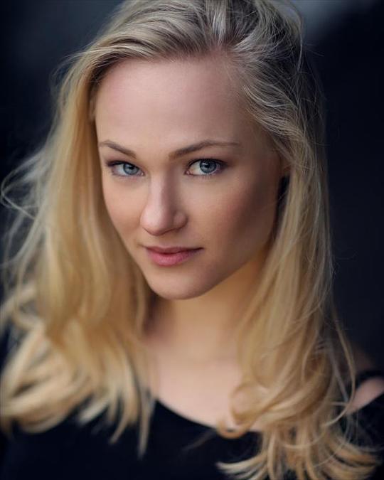 杰西卡·马德森 Jessica Madsen照片