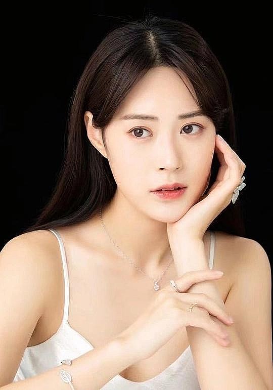 赵翌萌 Yimeng Zhao照片