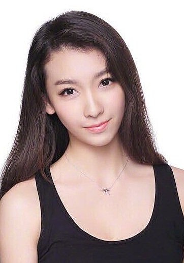 刘思沂 Siyi Liu照片