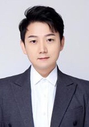 谈维康 Weikang Tan照片