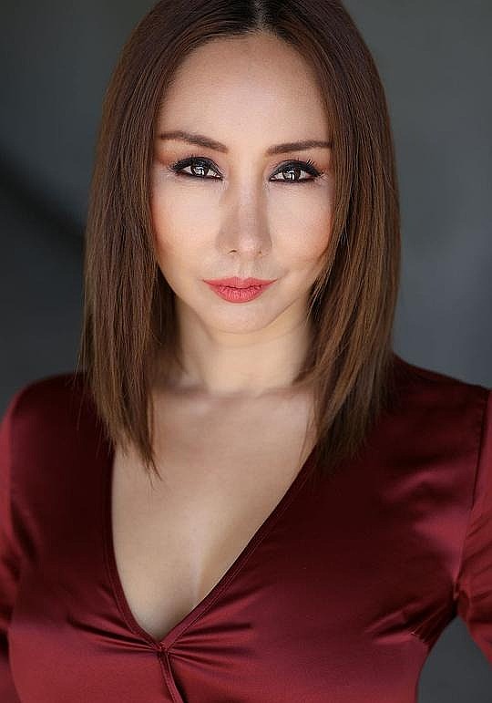 格洛丽亚·约翰 Gloria John照片