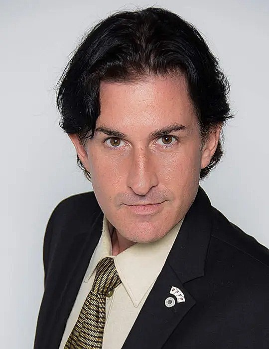 迈克尔·达尔当 Michael Dardant照片