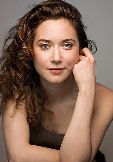 凯特·阿布鲁兹 Kate Abbruzzese照片