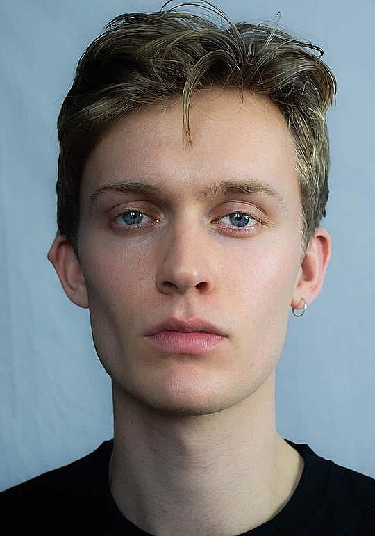 弗雷迪·丹尼斯 Freddie Dennis照片
