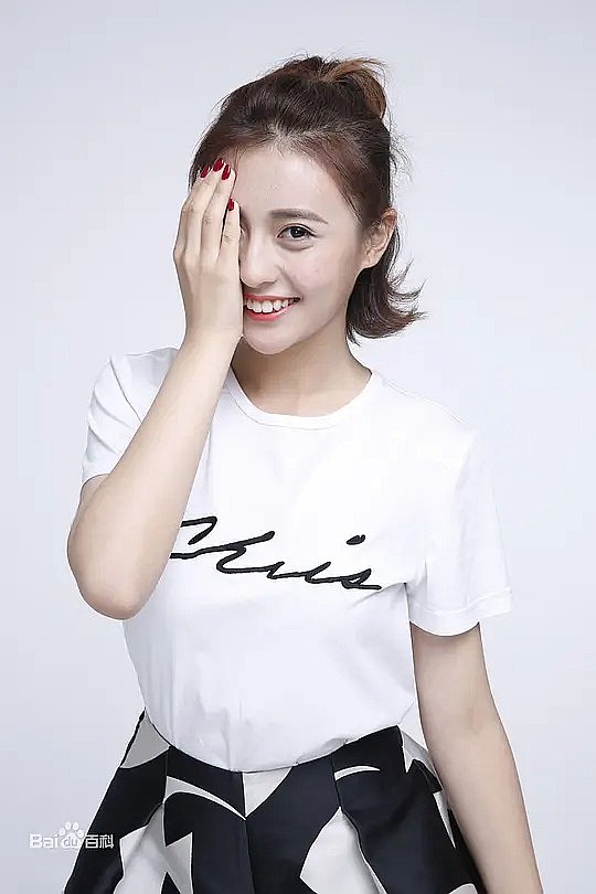 张舒越 Shuyue Zhang照片