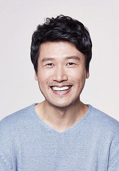 成基允 Sung Ki-Yoon照片