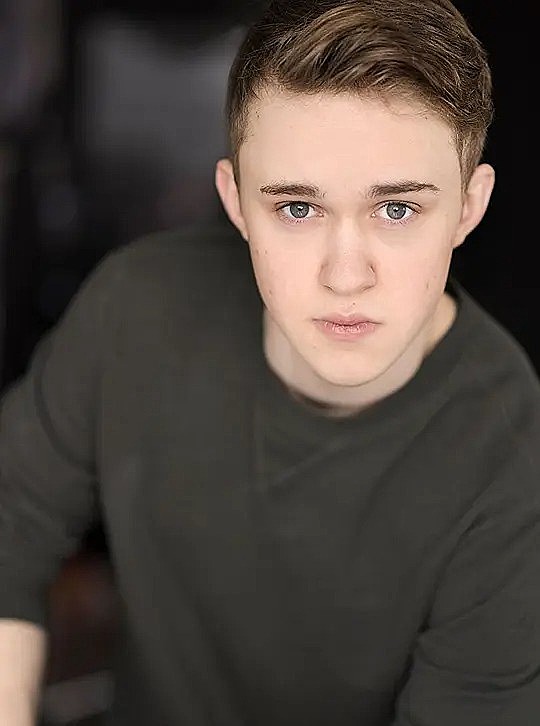 康纳·斯坦霍普 Connor Stanhope照片
