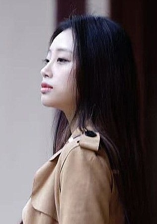 翁倩茹照片
