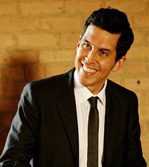 埃里克·法维拉 Eric Favela照片