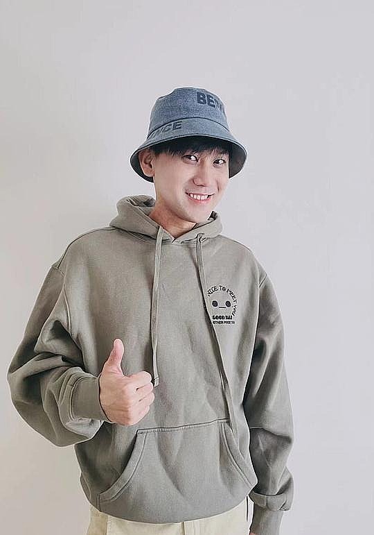 李有材 max照片