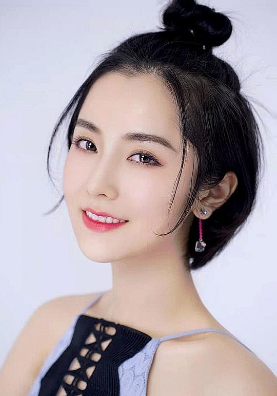 江羽沐 Yumu Jiang照片