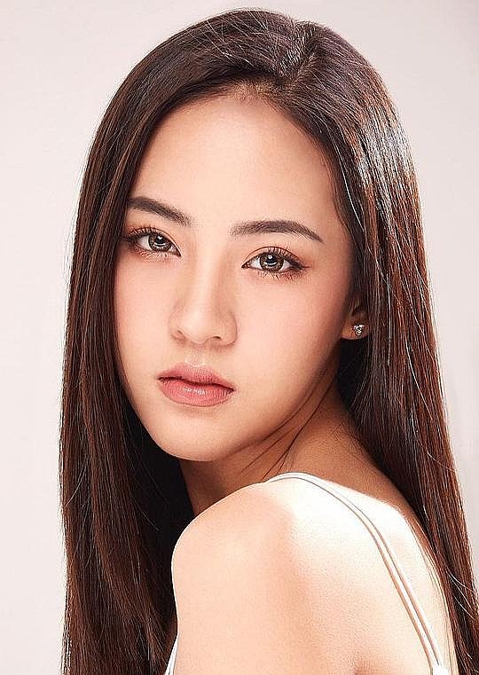 查雅妮·彩佳容 Chayanit Chayjaroen照片