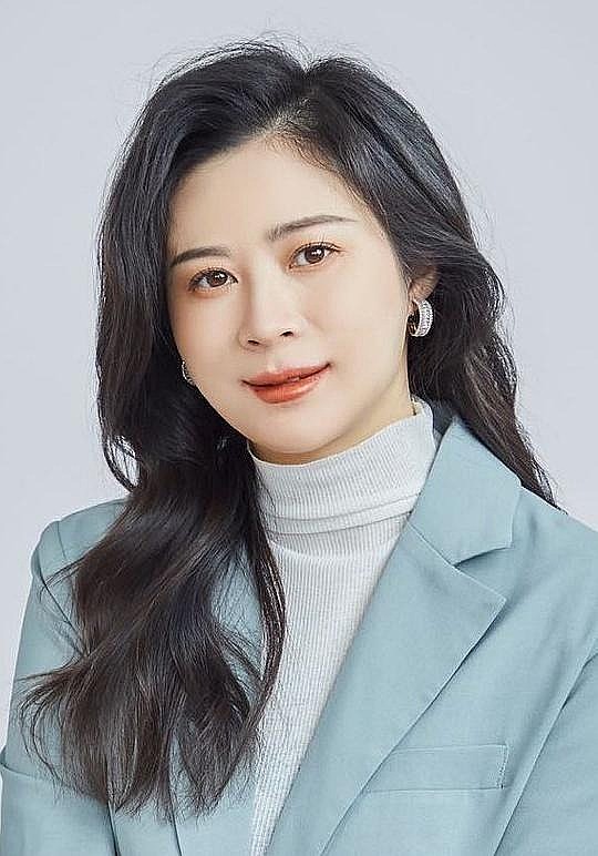 石慧 Hui Shi照片
