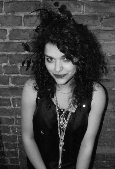 伊芙·哈洛 Eve Harlow照片