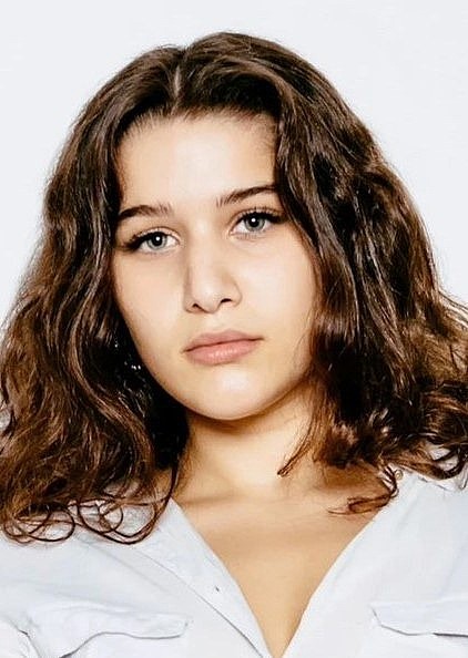纳迪亚·阿尔·赛迪 Nadia Al Saidi照片