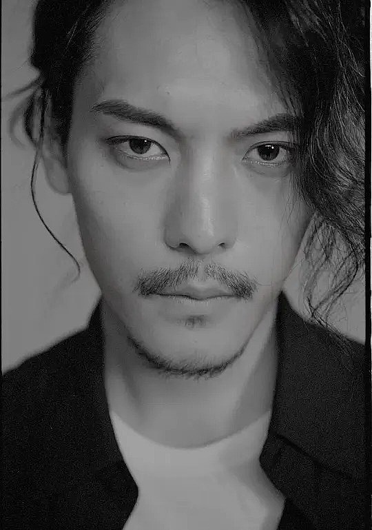 庄翰 Han Zhuang照片