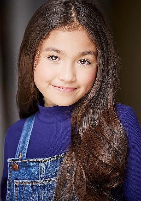 艾娃·路易斯·默奇森 Ava Louise Murchison照片