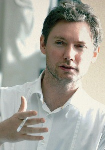 凯文·麦克唐纳 Kevin Macdonald照片