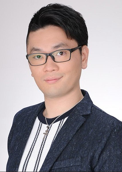 高坂宙 Hiroshi Kôsaka照片
