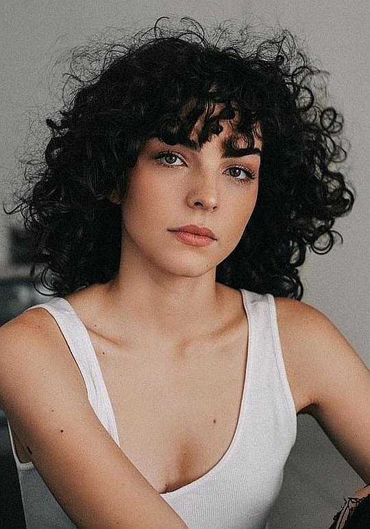 胡丽叶·康拉德 Julia Konrad照片