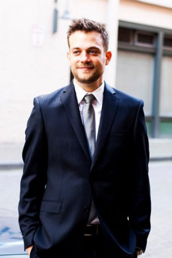 瑞安·恩格尔 Ryan Engle照片