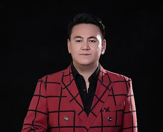 塔什麦麦提·巴吐尔 Taxmamat Batur照片