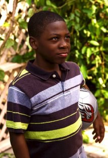 鲍比·J·汤普森 Bobb'e J. Thompson照片