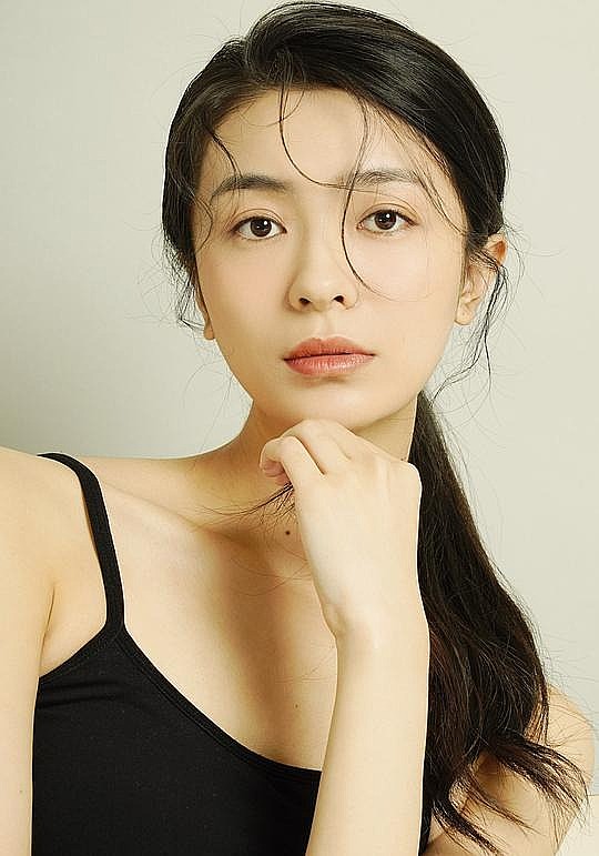 王梦琦 Mengqi Wang照片
