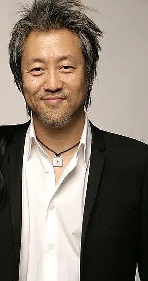金钟镇 Jong-jin Kim照片