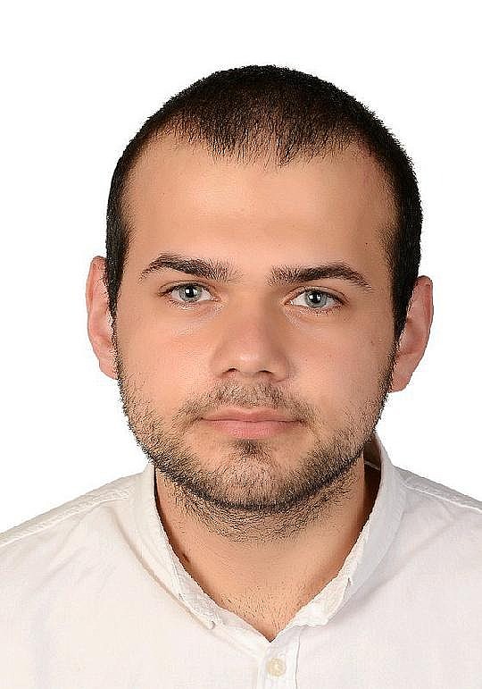 格尔克姆·图尊 Görkem Tüzün照片
