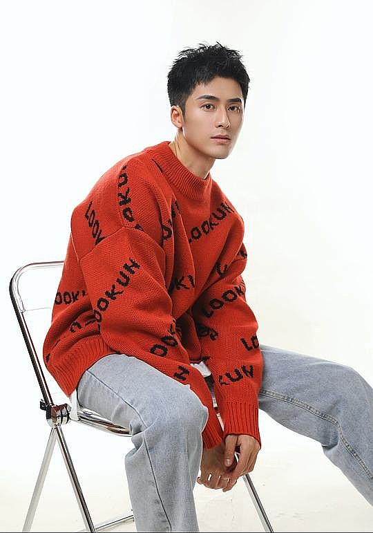 李奔 Ben Li照片
