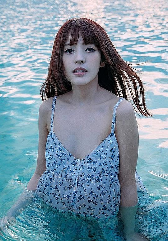桃乃木香奈 Kana Momonogi照片