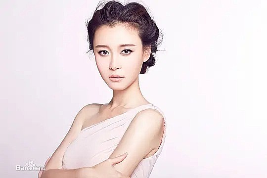 王鸣飞 Mingfei Wang照片