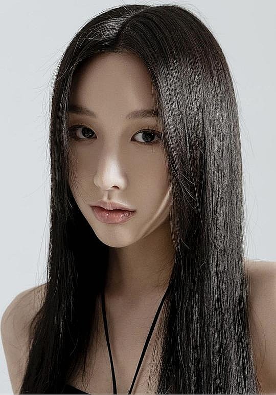 柳伊秀 Lee-soo Yoo照片