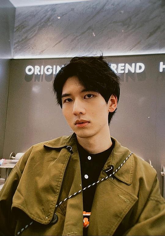 芶中彬 Zhongbin Gou照片
