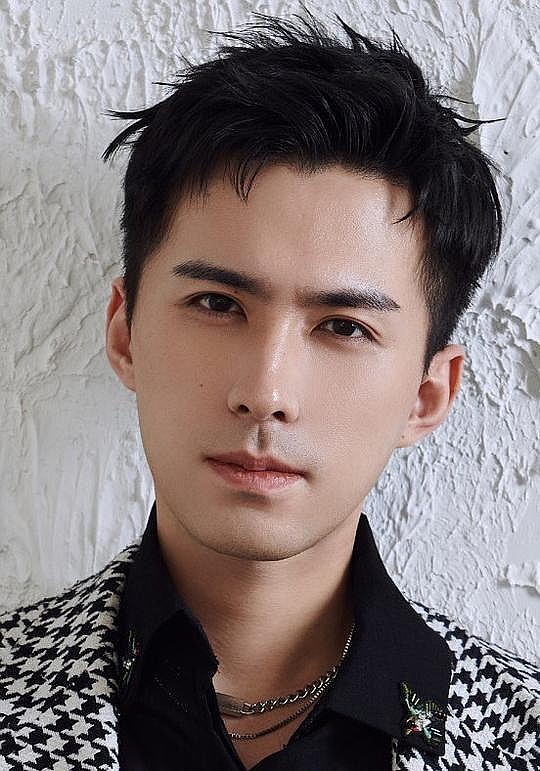 范晋嘉 Jinjia Fan照片