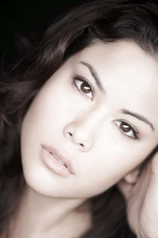 普洛伊·金达科特 Ploy Jindachote照片