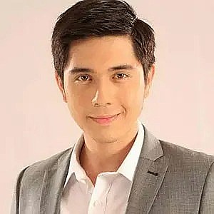 帕奥罗·艾夫力诺 Paulo Avelino照片