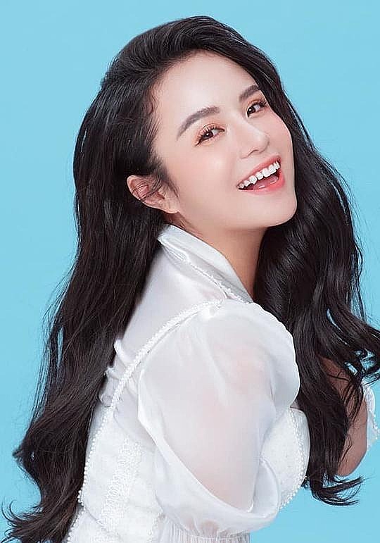 彩贞 Thái Trinh照片