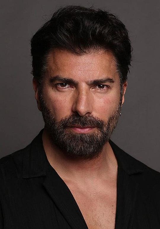 坚克·托伦 Cenk Torun照片
