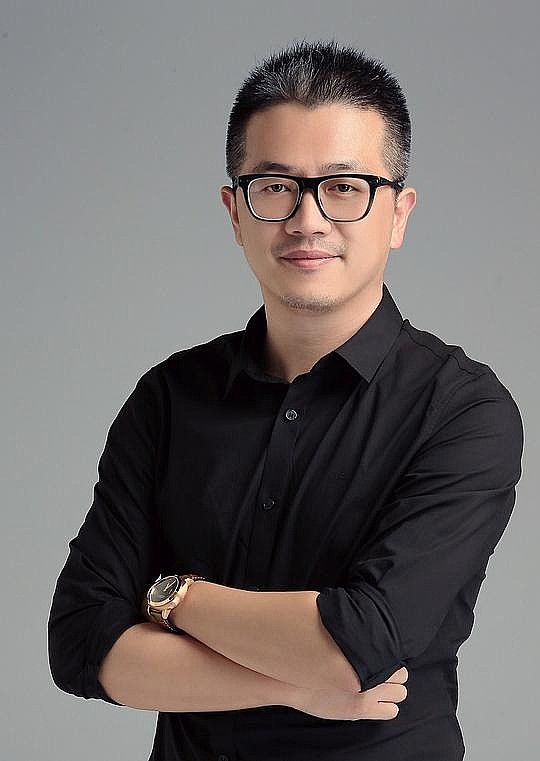 孙波照片