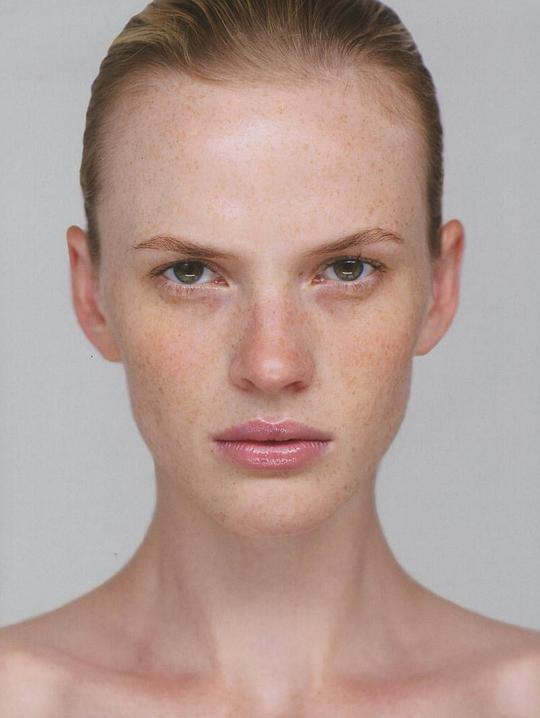 安妮·芙雅利茨娜 Anne Vyalitsyna照片