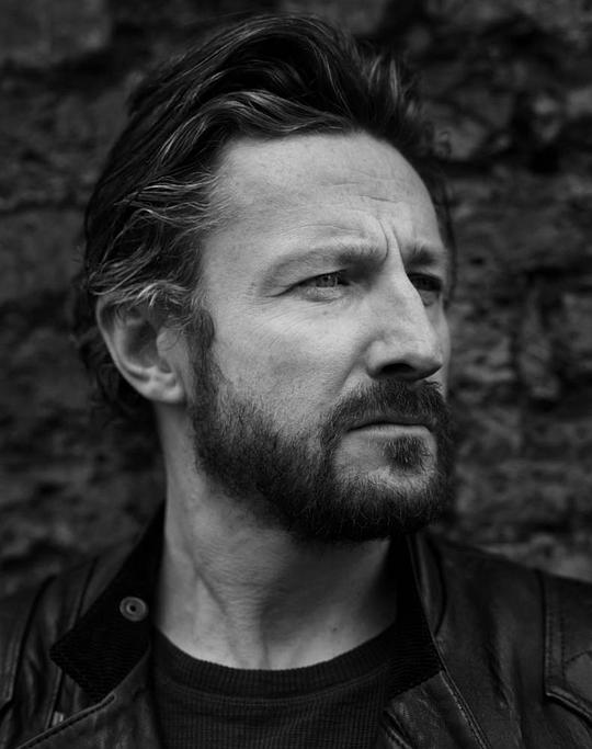 彼得·费迪南多 Peter Ferdinando照片