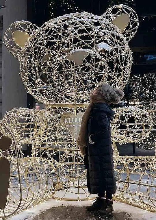 秋䒕墨 Aily照片